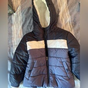 Boy’s winter coat; 4T; Rothschild